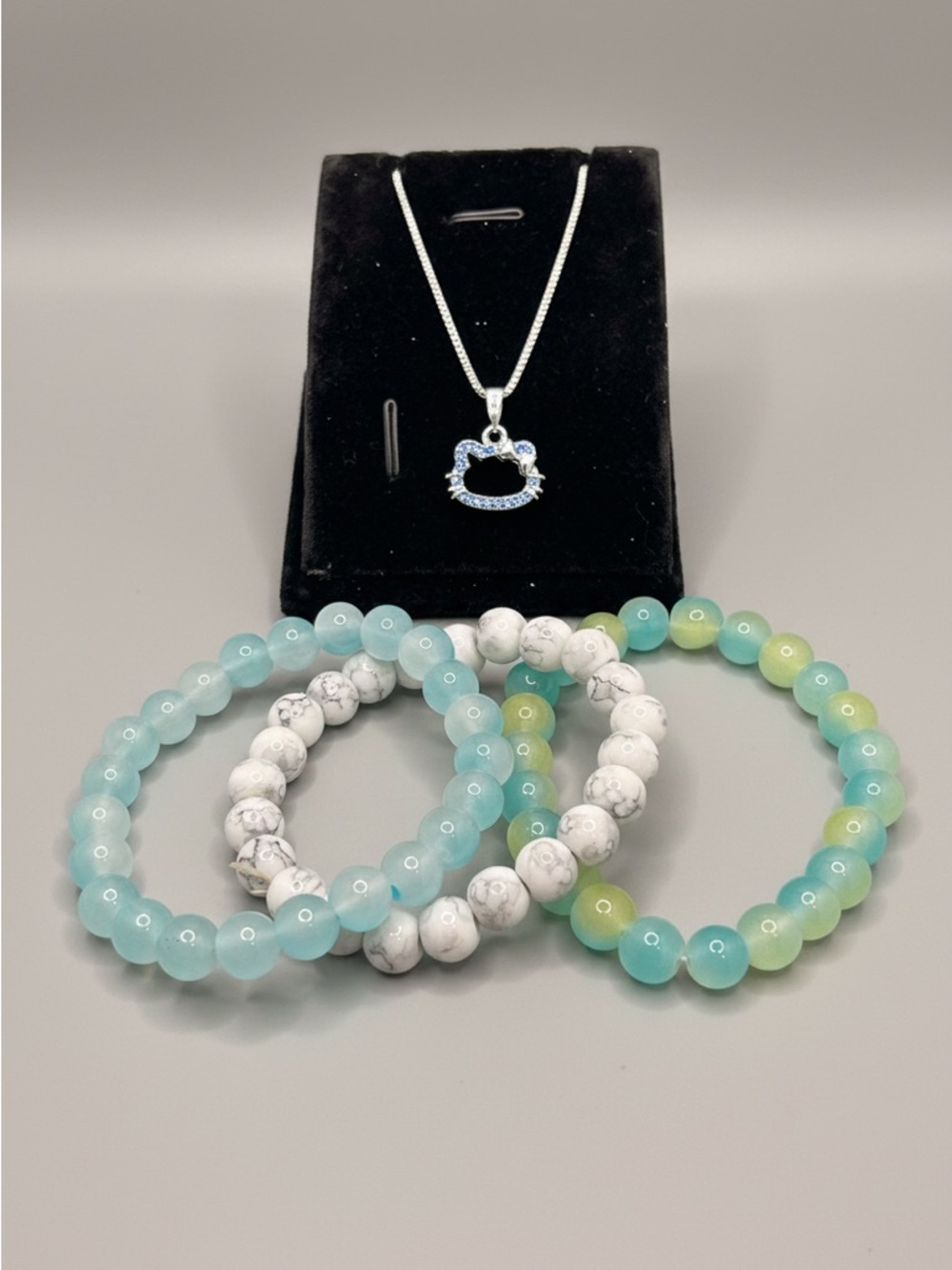 Sanrio Hello Kitty Style  Necklace with Beaded Bracelets